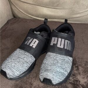 PUMA athletic shoes with velcro strap in Black and Gray